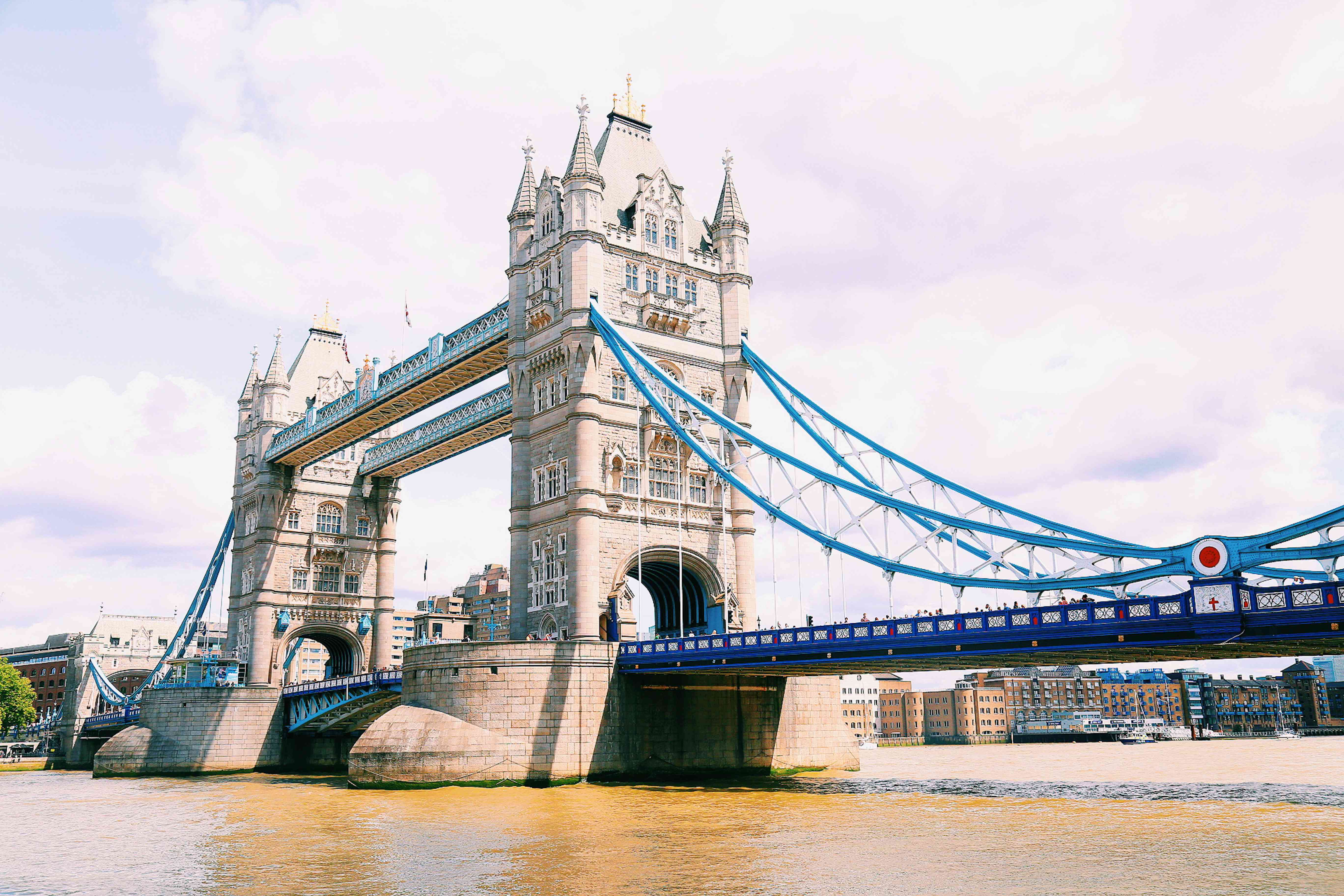 英國留學(xué)| 為什么首輪申請，拿到英國名校offer的幾率更大？